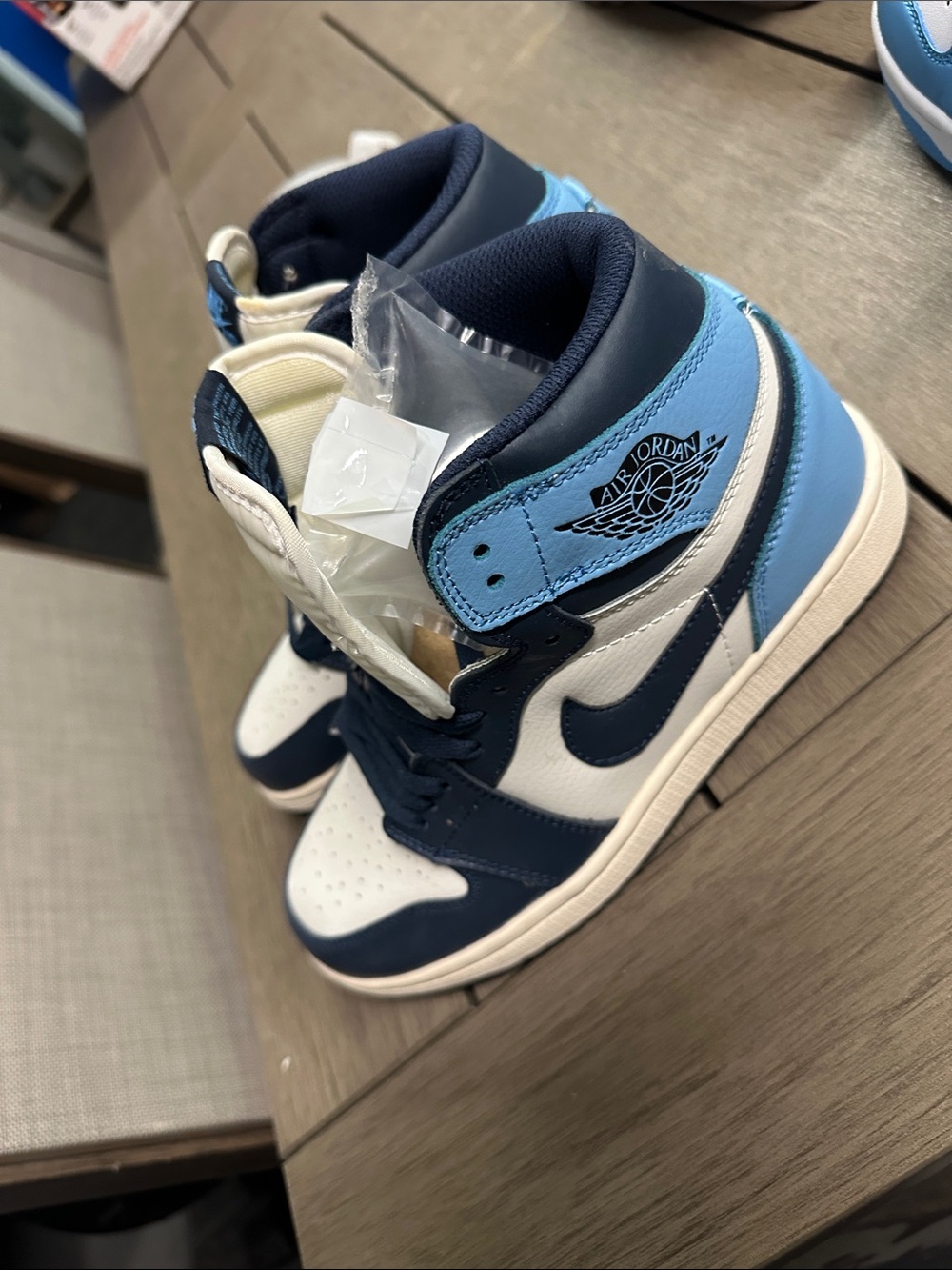 Nike Air Jordan 1 Mid White Navy University Blue